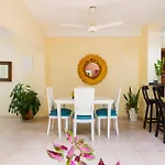 Hostal Cartagonova - Habitaciones privadas y amplias cerca a zonas turísticas