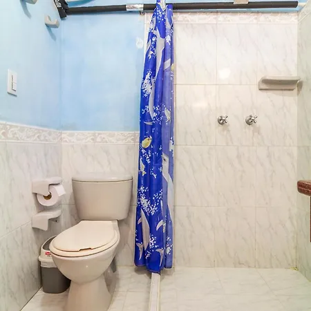 Cartagonova - Privadas Y Amplias Cerca A Zonas Turisticas Guest house